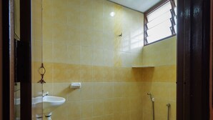 Bathroom - Bercam Times Inn Hotel (Ipoh)