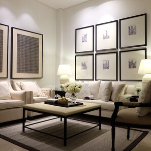 Khu tiếp khách ở sảnh