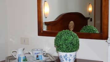 Desk, bed sheets