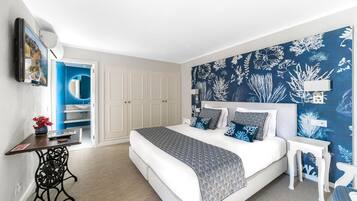 Minibar, individually decorated, individually furnished, free WiFi