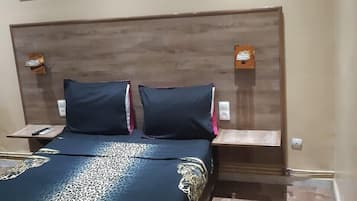 Double Room | Desk, blackout drapes, rollaway beds, free WiFi