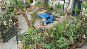 Courtyard - Napolinn B&B (Naples)
