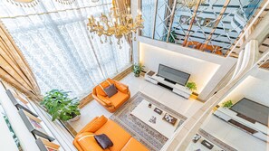 Deluxe Duplex (King-Bed)  - South & North International Apartment - Kam Rueng Plaza (Guangzhou)