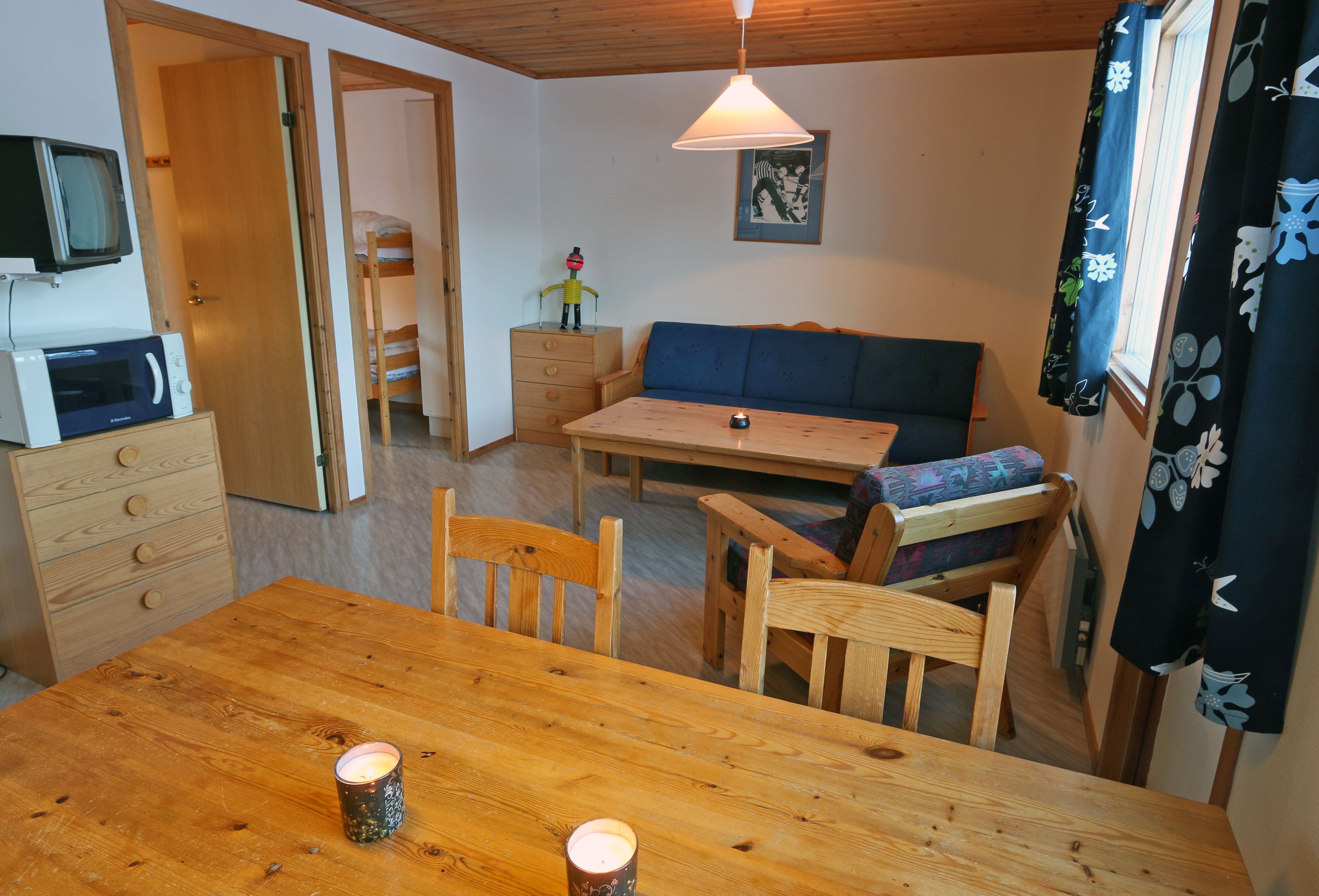 Cabin (Bävern) | Living area | TV