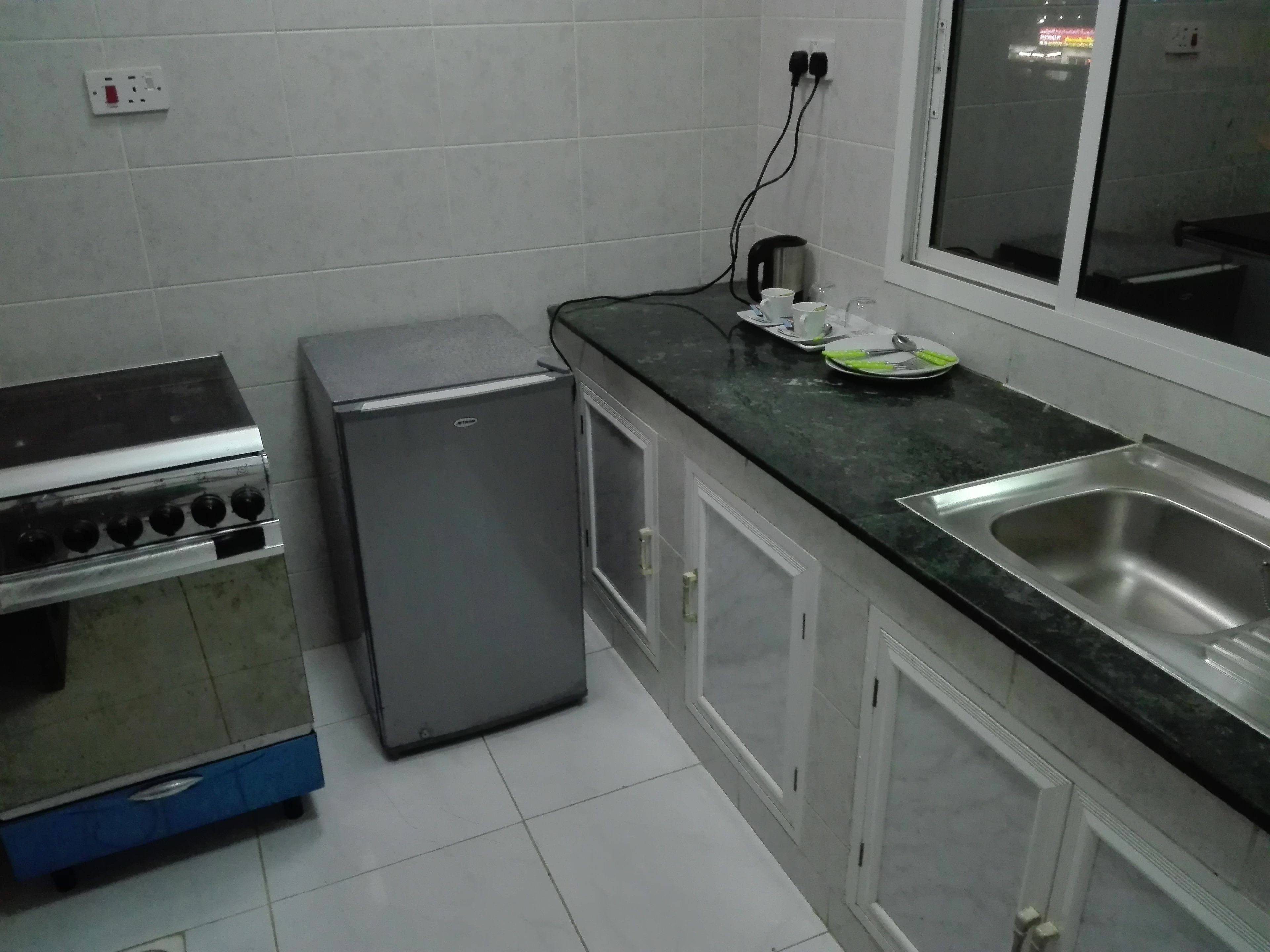 deluxe studio, 1 bedroom, beach view | private kitchen | electric kettle