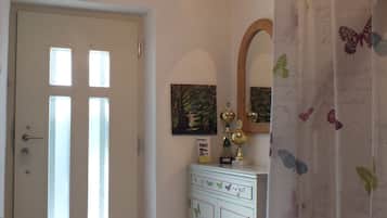 House, 2 Bedrooms, Non Smoking, Garden View | Kemudahan bilik