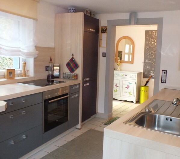 獨棟房屋, 2 間臥室, 非吸煙房, 花園景觀 | 私人廚房 | 電冰箱、烤箱、爐台、洗碗機