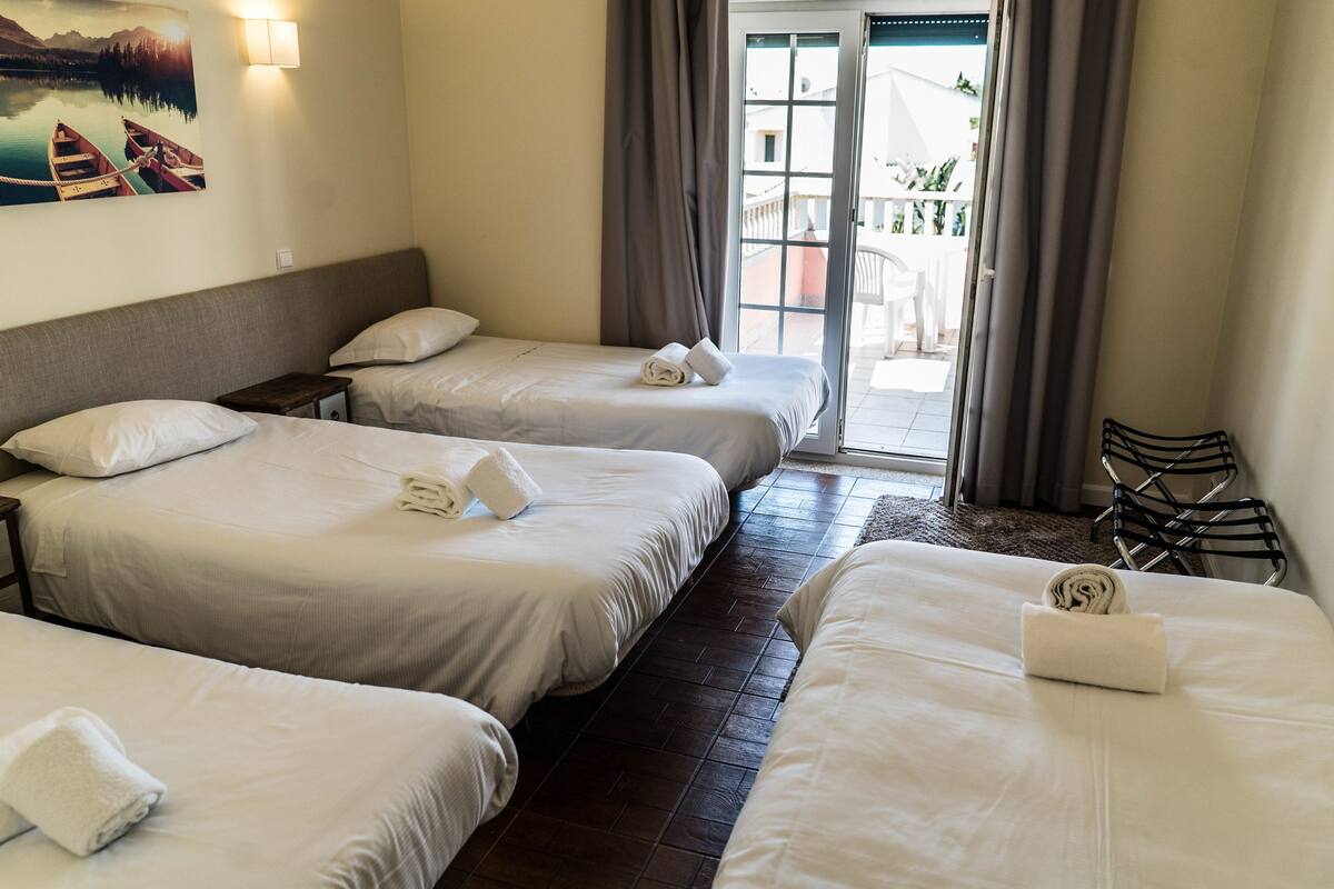 Iron/ironing board, free WiFi, bed sheets