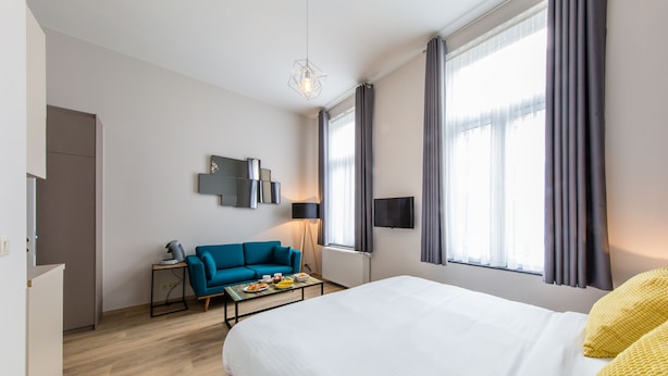 1 chambre, literie de qualité supérieure, fer et planche à repasser