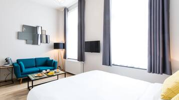 Deluxe Studio Suite | 1 bedroom, premium bedding, iron/ironing board, free cribs/infant beds