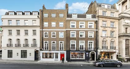 10 Curzon Street Apartments by Mansley