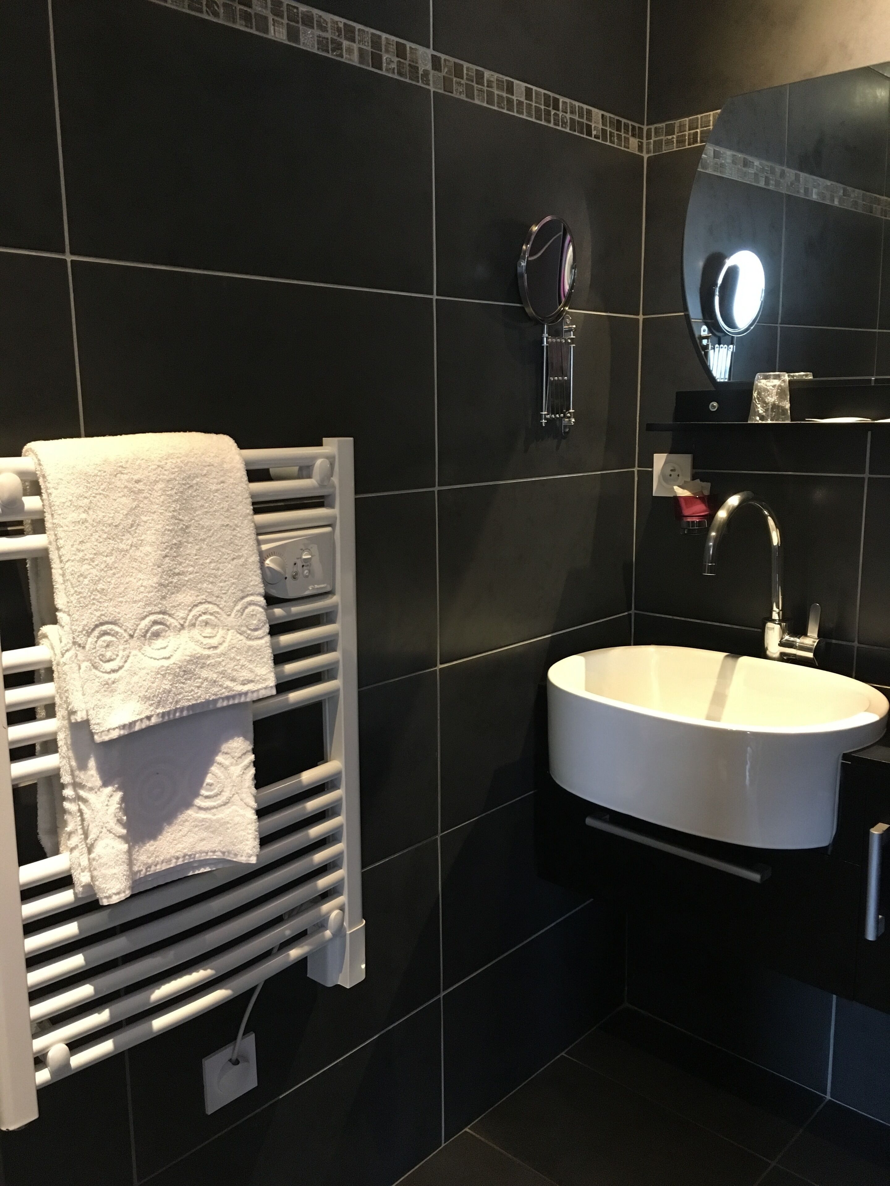 comfort double room (+) | individually decorated, individually furnished, desk, laptop workspace