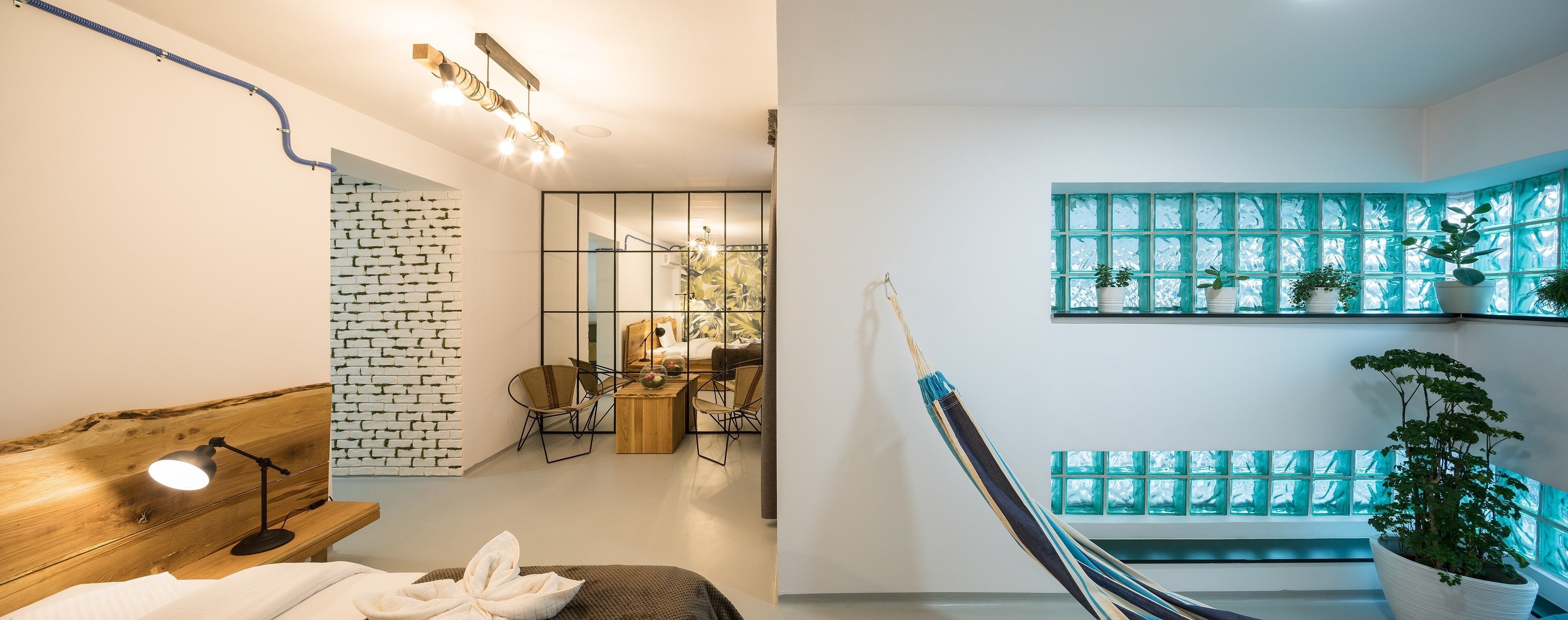 superior double room, balcony | in-room safe, desk, iron/ironing board, free wifi