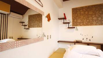 Japanese-Style Twin Room with Private Shower