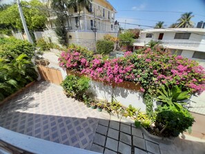 ลานระเบียง/นอกชาน