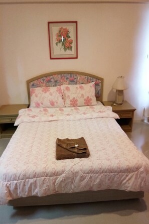 VIP Room | 2 ห้องนอน, ผ้าม่านกันแสง, Wi-Fi ฟรี