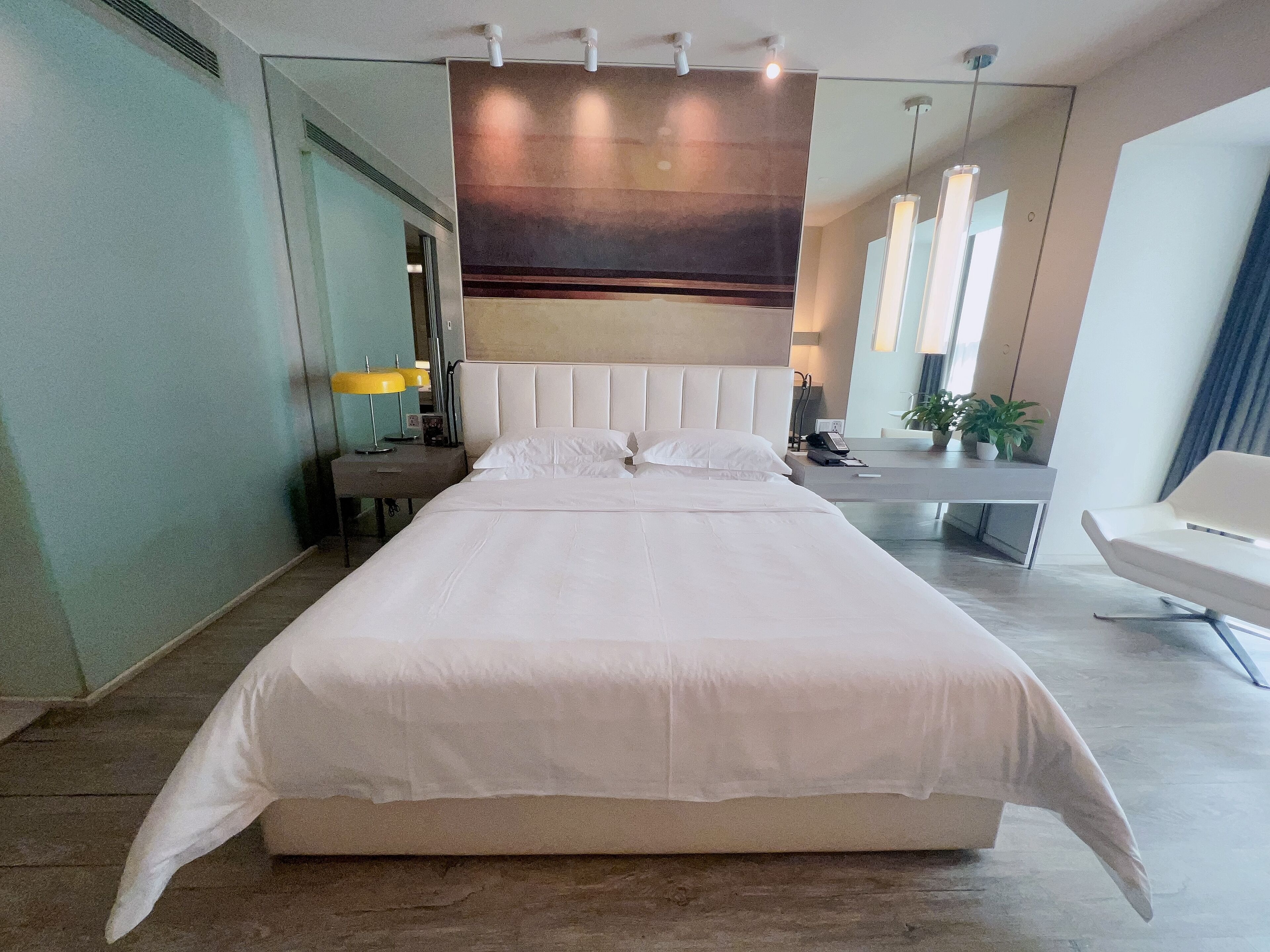 double room (super sassy) | minibar, in-room safe, desk, blackout curtains