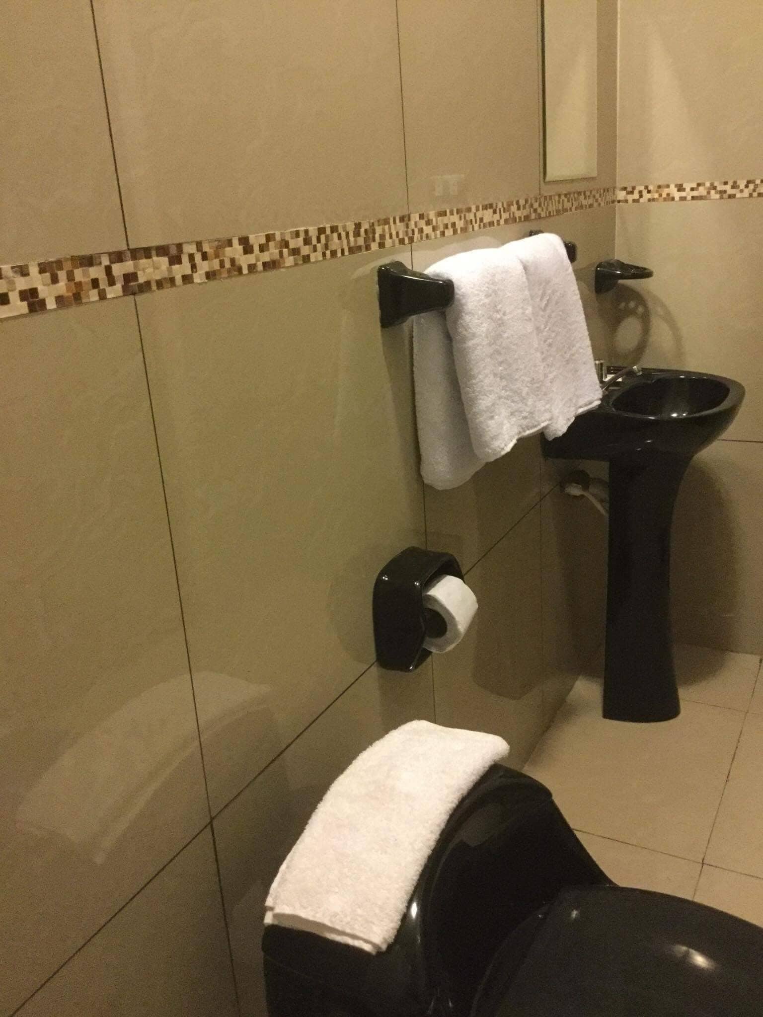 shower, towels