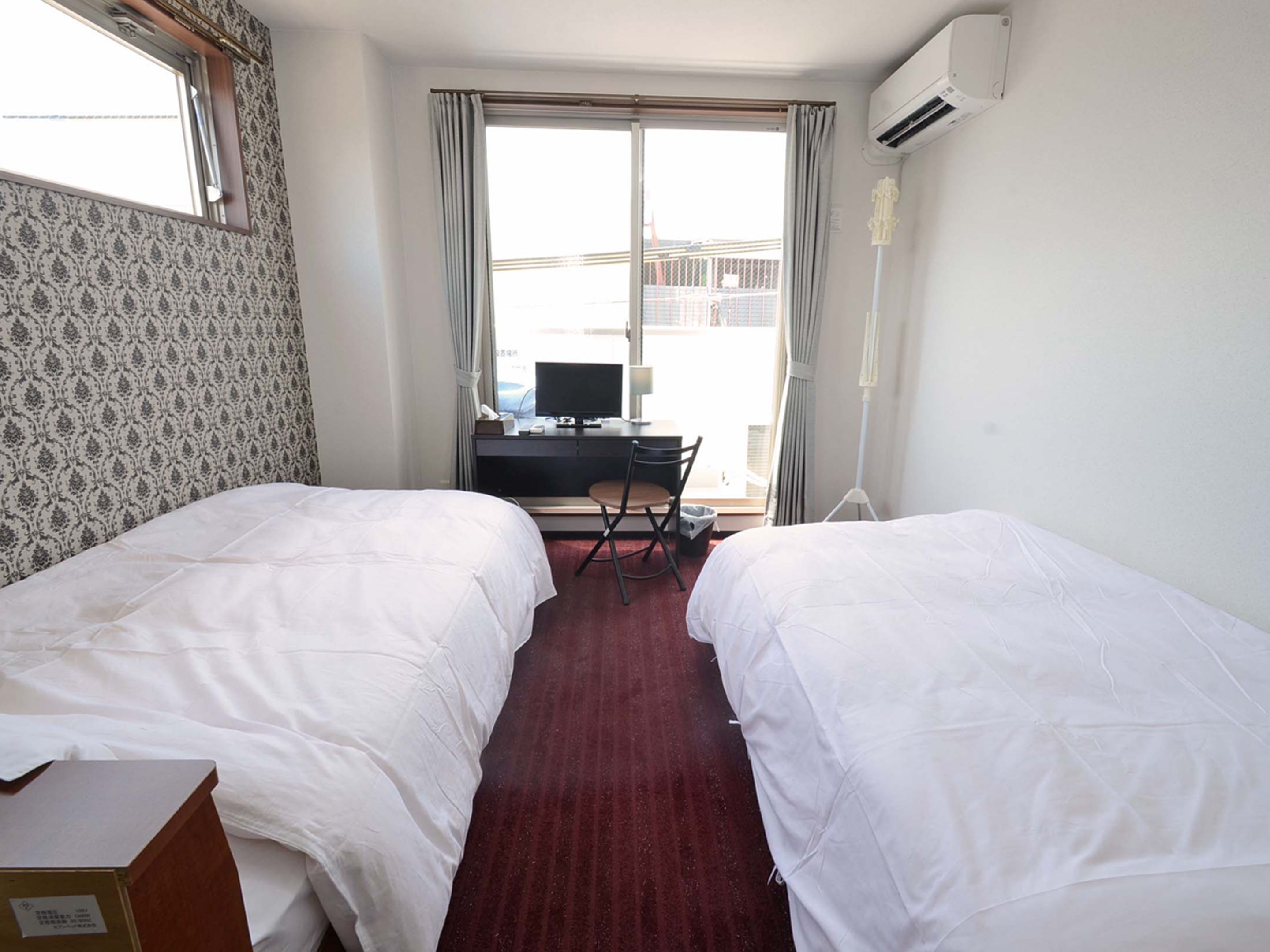 Twin Room | Free WiFi, bed sheets