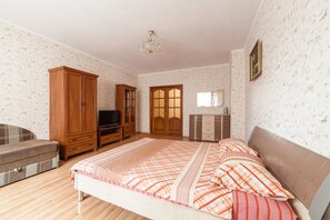 Classic Apartment, 1 Bedroom | 1 bedroom, iron/ironing board, rollaway beds, free WiFi - KIEVFLAT (Kyiv)