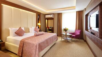 Minibar, in-room safe, desk, blackout curtains