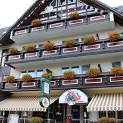 Central Hotel