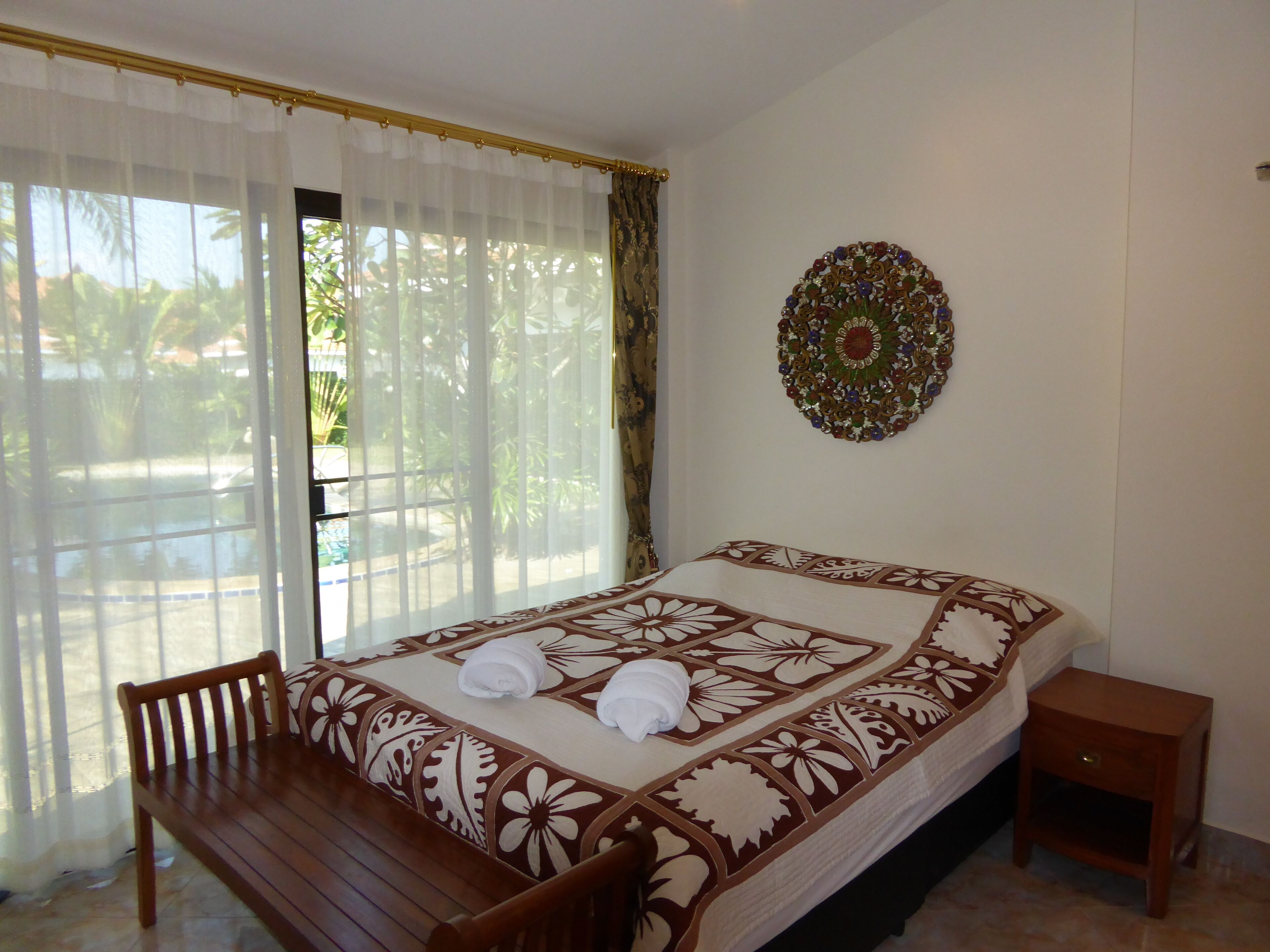 4  Bedroom Oriental Thai Pool Villa | Minibar, in-room safe, desk, soundproofing