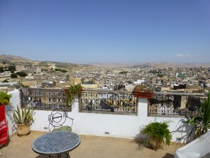 View from property - Dar Naima - Hostel (Fes)
