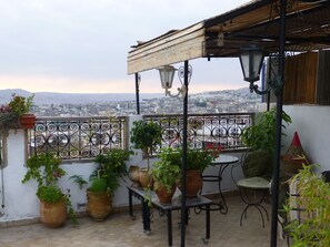 Terrace/patio - Dar Naima - Hostel (Fes)