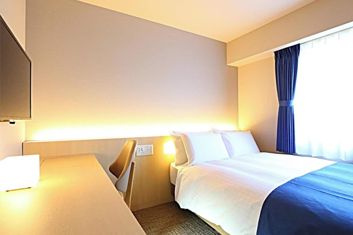 Kamar Double, Bebas Asap Rokok (Gallery Double) | 1 kamar tidur, brankas, meja kerja, dan tirai kedap cahaya