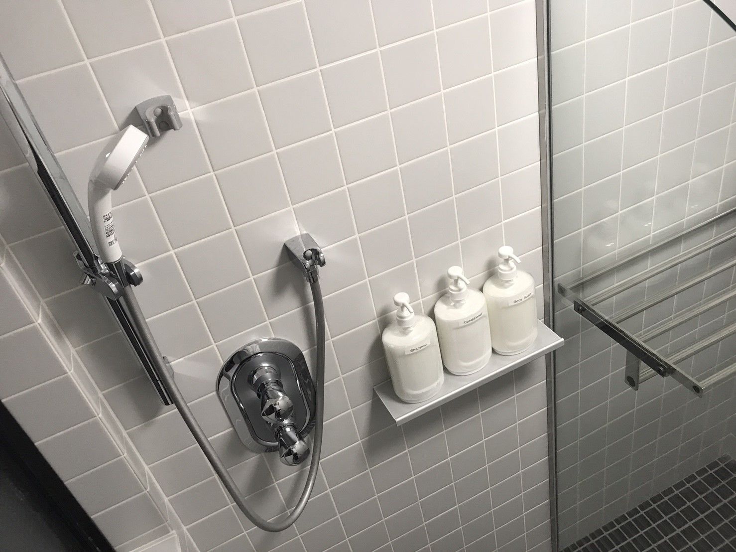 淋浴設備、免費梳洗用品、風筒、拖鞋