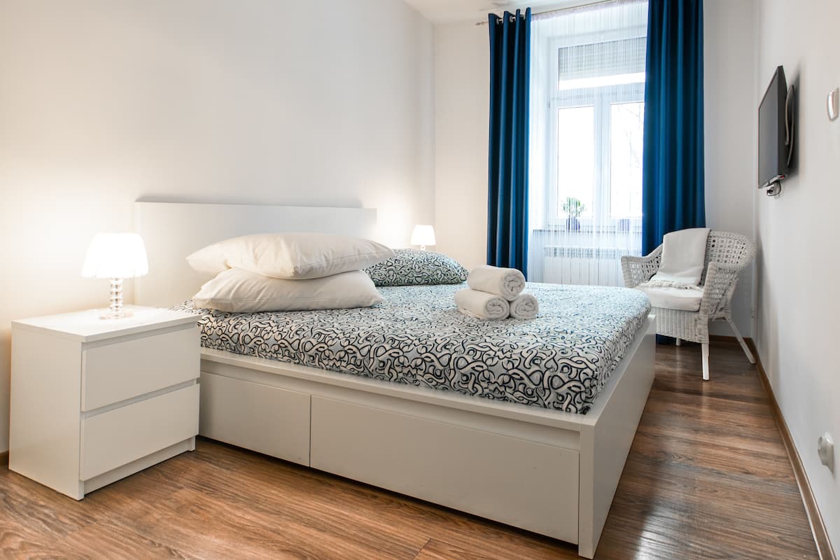Departamento familiar, 1 habitación, cocineta (Bosacka 10) | 1 habitación, ropa de cama de alta calidad y decoración personalizada