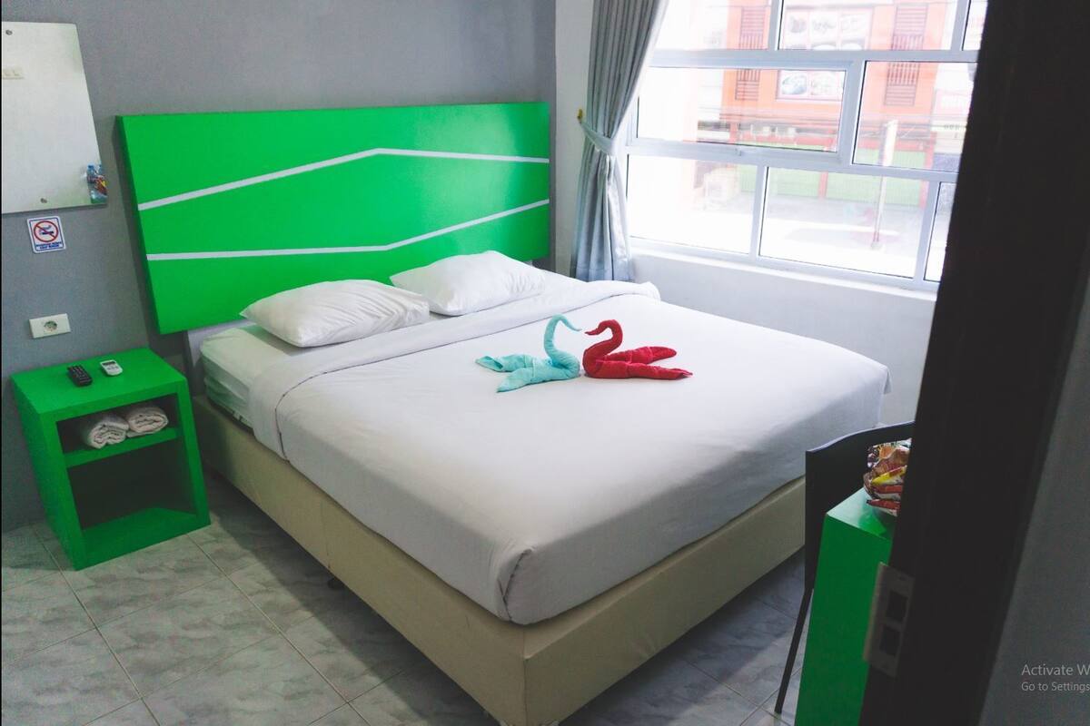 Doppel- oder Zweibettzimmer, eigenes Bad | Schreibtisch, kostenloses WLAN