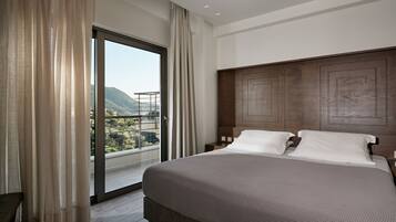 Double Suite & Sharing Terrace with Sea | 1 bedroom, premium bedding, down duvets, minibar