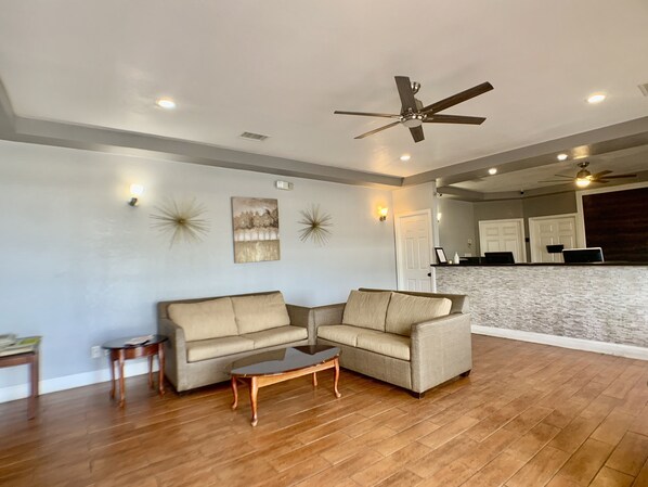 Sala de estar en el lobby