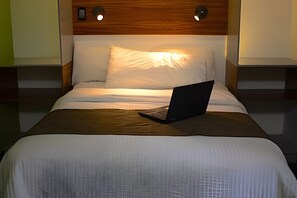 Free WiFi, bed sheets - 2NDHOME Celaya (Celaya)