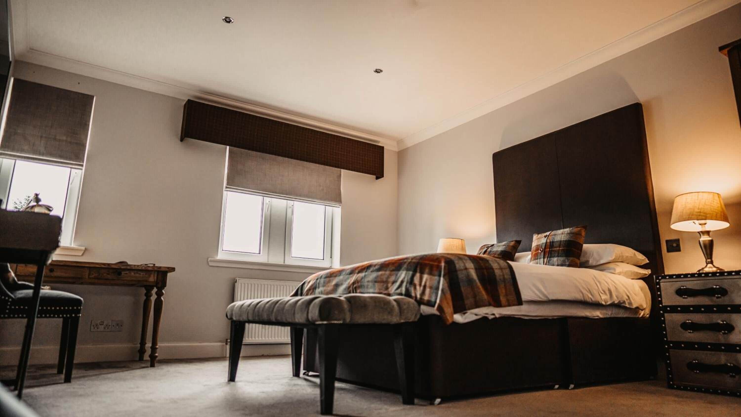 deluxe double room | desk, iron/ironing board, free wifi, bed sheets