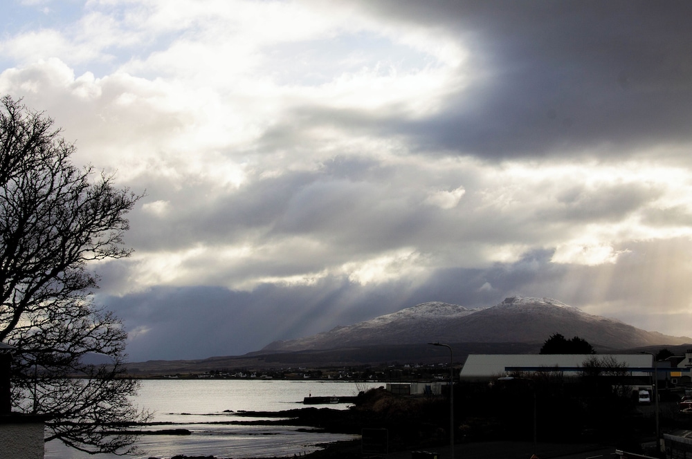 Broadford Hotel by null