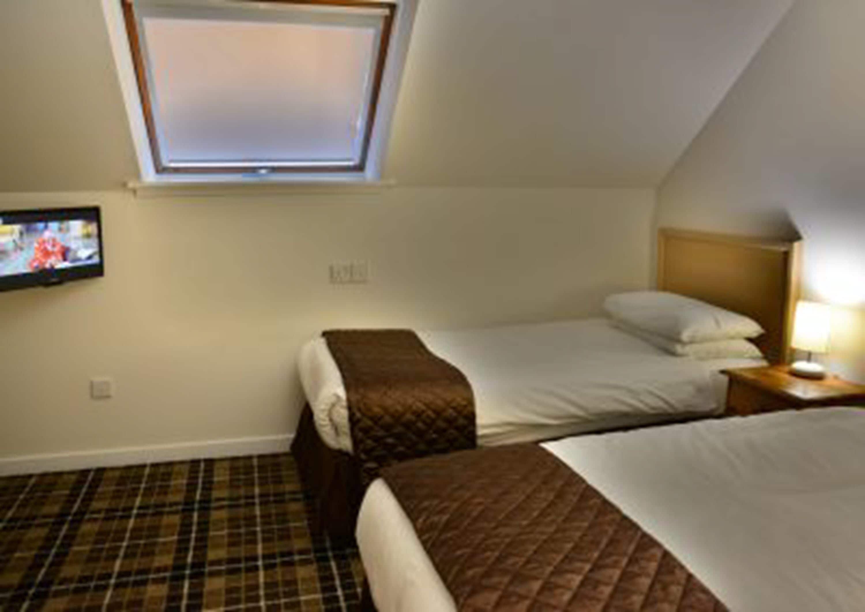 standard double room | blackout curtains, iron/ironing board, free wifi, bed sheets