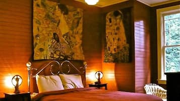 Classic Double Room, 1 Queen Bed, Mountain View (with Private Bath) | 1 bedroom, rollaway beds, free WiFi