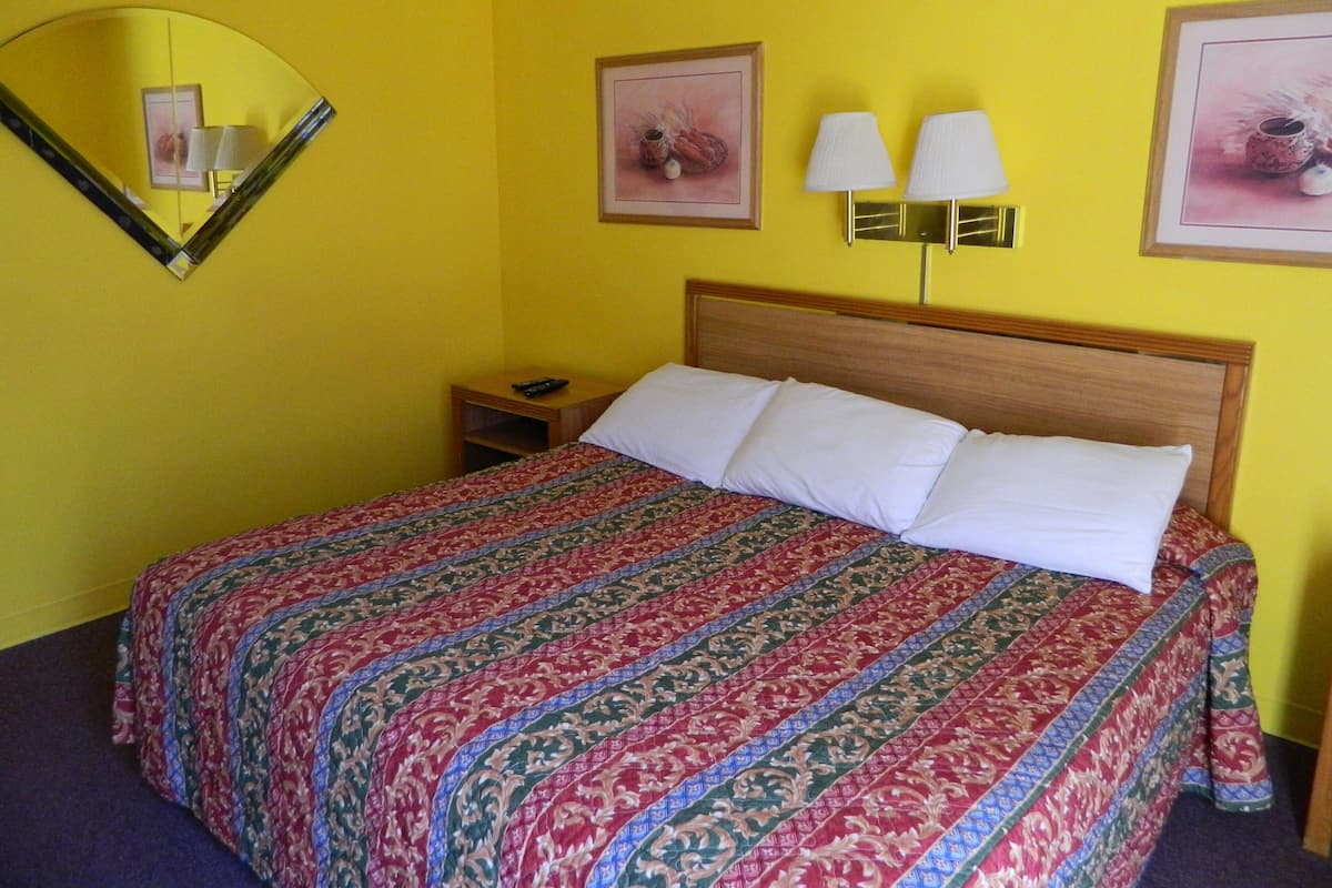 1 Schlafzimmer, BĂŒgeleisen/BĂŒgelbrett, Zustellbetten, kostenloses WLAN