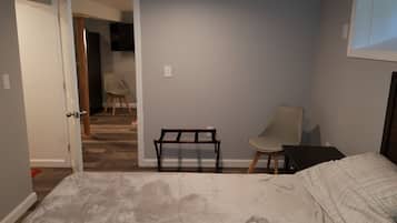 1 bedroom, iron/ironing board, free WiFi, bed sheets