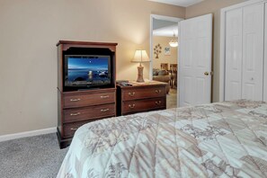 3 bedrooms, iron/ironing board, Internet, bed sheets