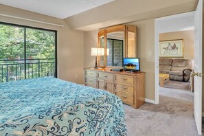 2 bedrooms, iron/ironing board, Internet, bed sheets