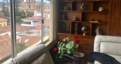 ★ Drei-Zimmer-Wohnung mit herrlicher Aussicht im Herzen von Cuenca.