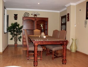 Dining - ★Three Bedroom Apartment with Awesome Views in the Heart of Cuenca. (Cuenca)