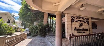Sophia Suites Residence Hotel