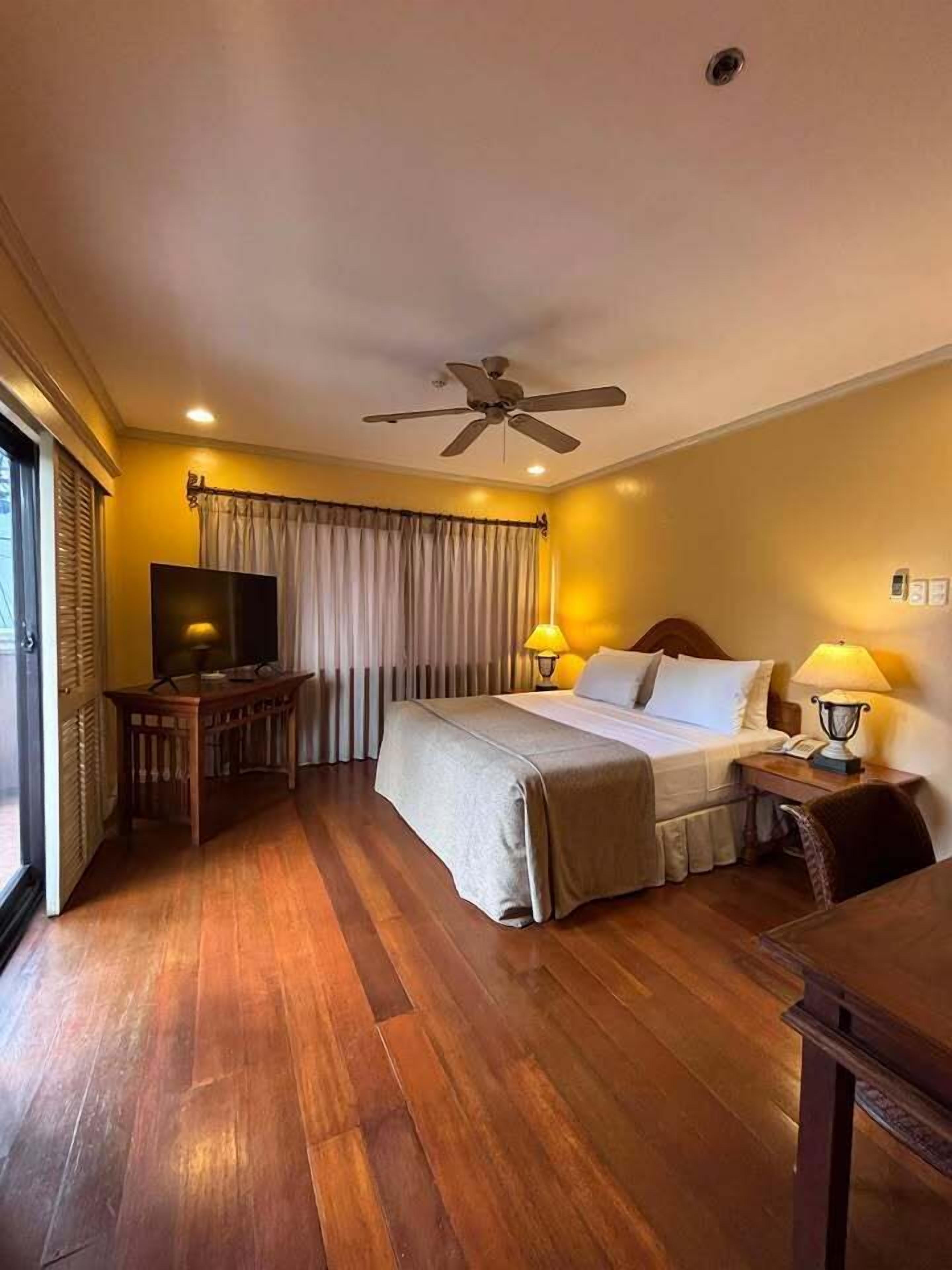 Luxury Condo, Mountainside | Down comforters, memory foam beds, in-room safe, individually decorated