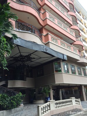 Exterior - Sophia Suites Residence Hotel (Cebu City)