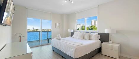 2 bedrooms, iron/ironing board, travel cot, free WiFi